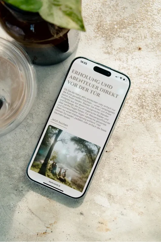 plappermaul-referenz-dasbruendl-website-mockup-mobil-1